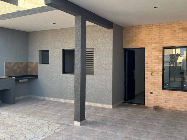 Casa para Venda em Atibaia - 4