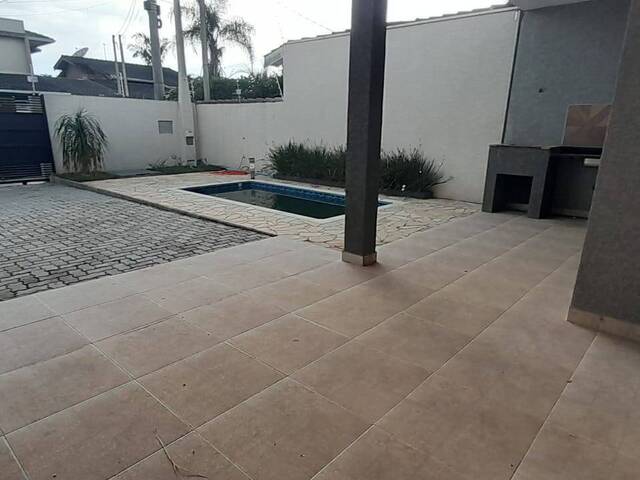 Casa para Venda em Atibaia - 5
