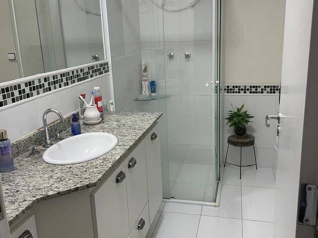 Casa para Venda em Atibaia - 2