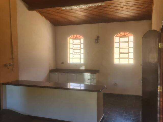 Casa para Venda em Atibaia - 4