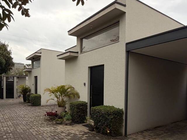 Casa para Venda em Atibaia - 3